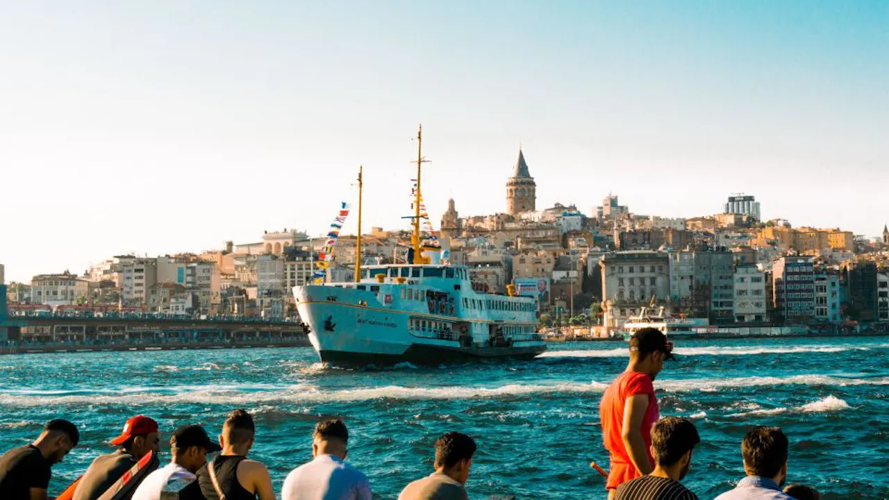 Hop On Hop Off Bosphorus Ticket & Audio Guide Location