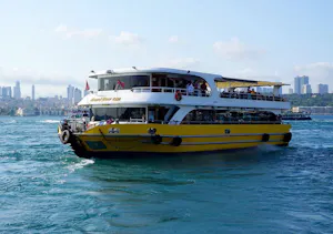 Golden Horn Tour and Bosphorus Cruise with Audio Guide