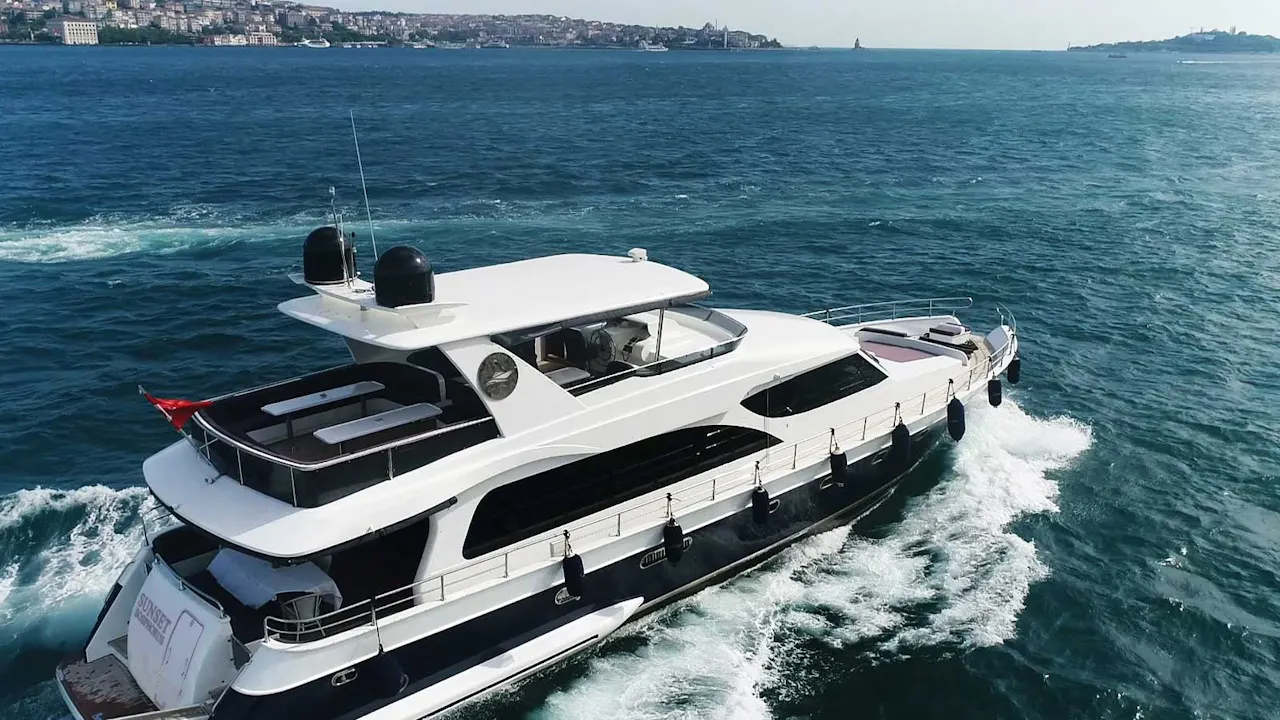 Istanbul Bosphorus Cruise & Audio Guide Ticket