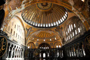 Istanbul VIP Combo (Hagia Sophia, Topkapi Palace and Basilica Cistern)