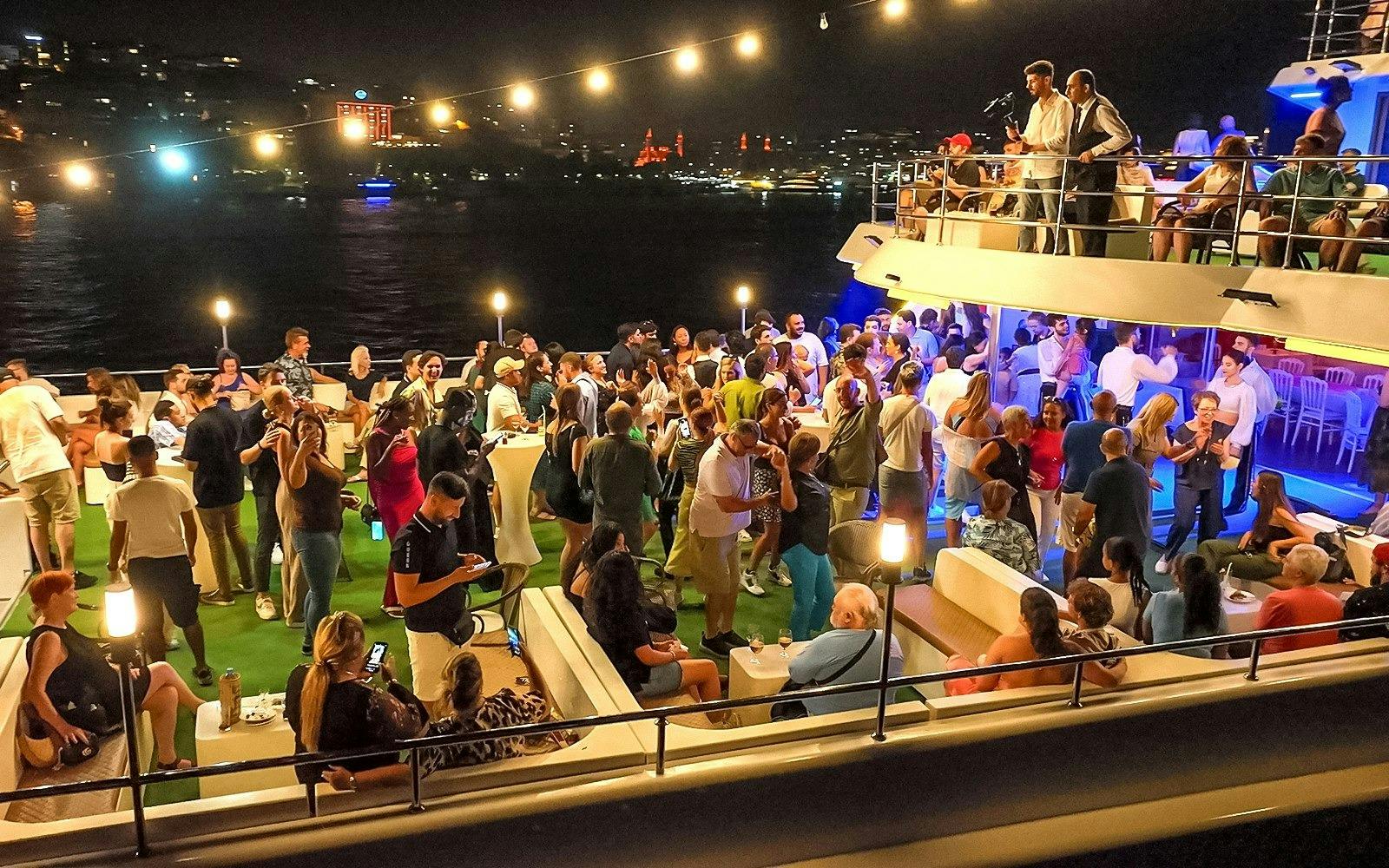 Bosphorus Strait Catamaran Cruise with Dinner 