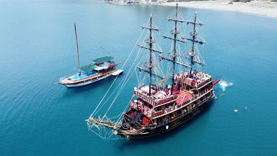 Phaselis Pirate Boat Tour with Lunch from Antalya/Kemer Location