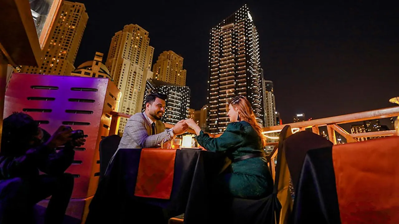 Dhow Cruise Dinner in Dubai Marina