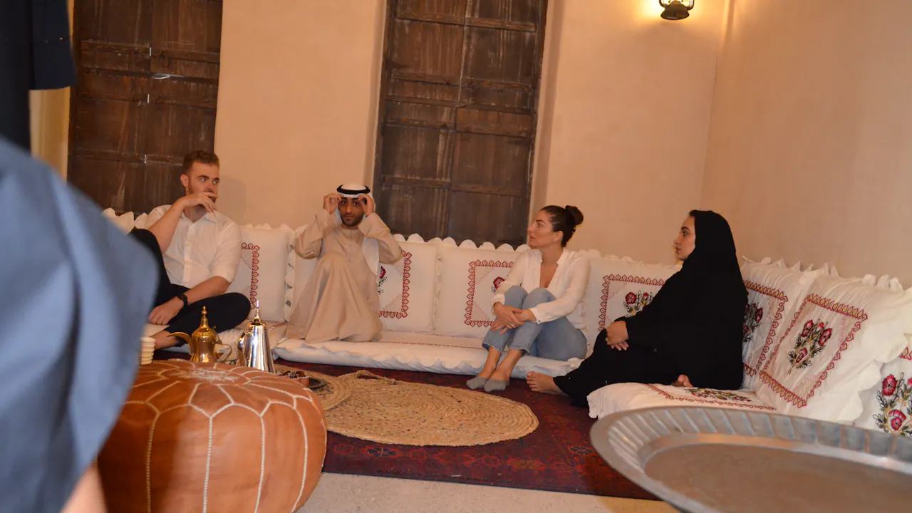 Meet The Locals - Old Dubai Tour with Cultural Lunch Price