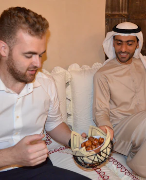 Meet The Locals - Old Dubai Tour with Cultural Lunch