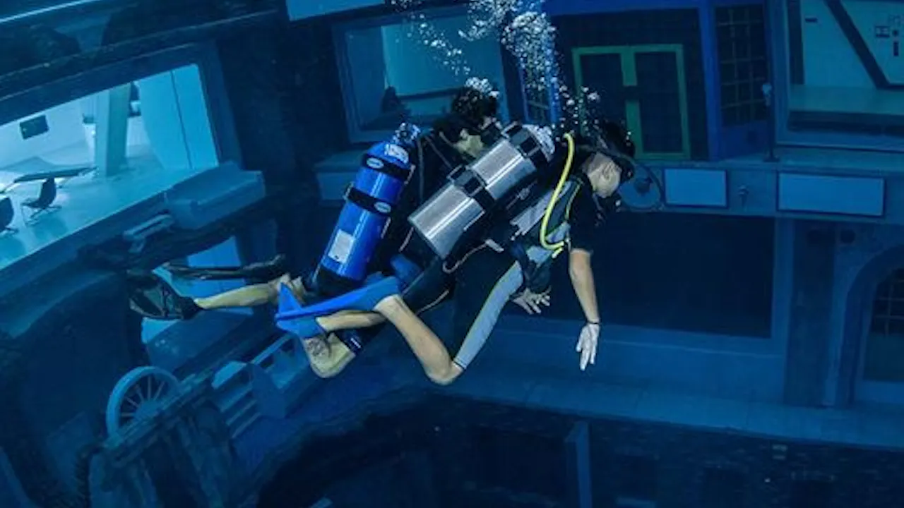 Deep Dive Dubai Price