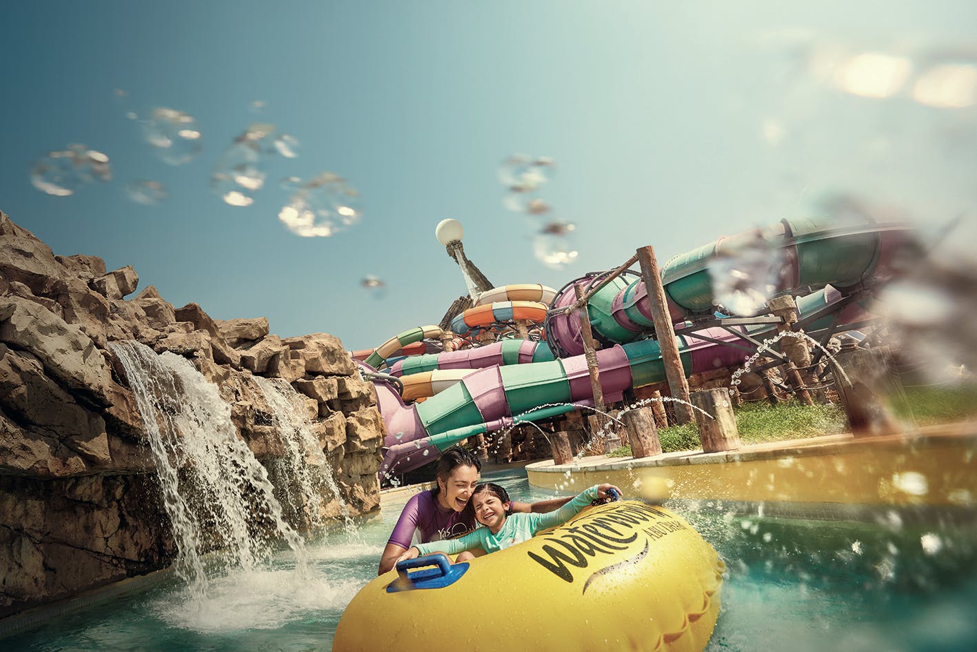 Ferrari World, Sea World, Warner Bros, Yas water park (4 Days Pass) Discount