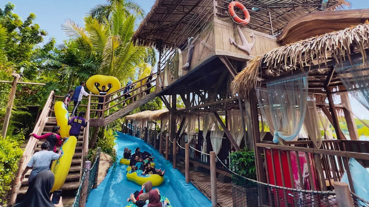 Wet World Water Park Shah Alam Ticket