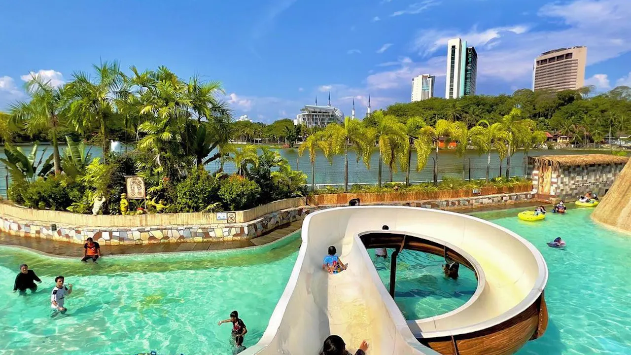 Wet World Water Park Shah Alam Discount