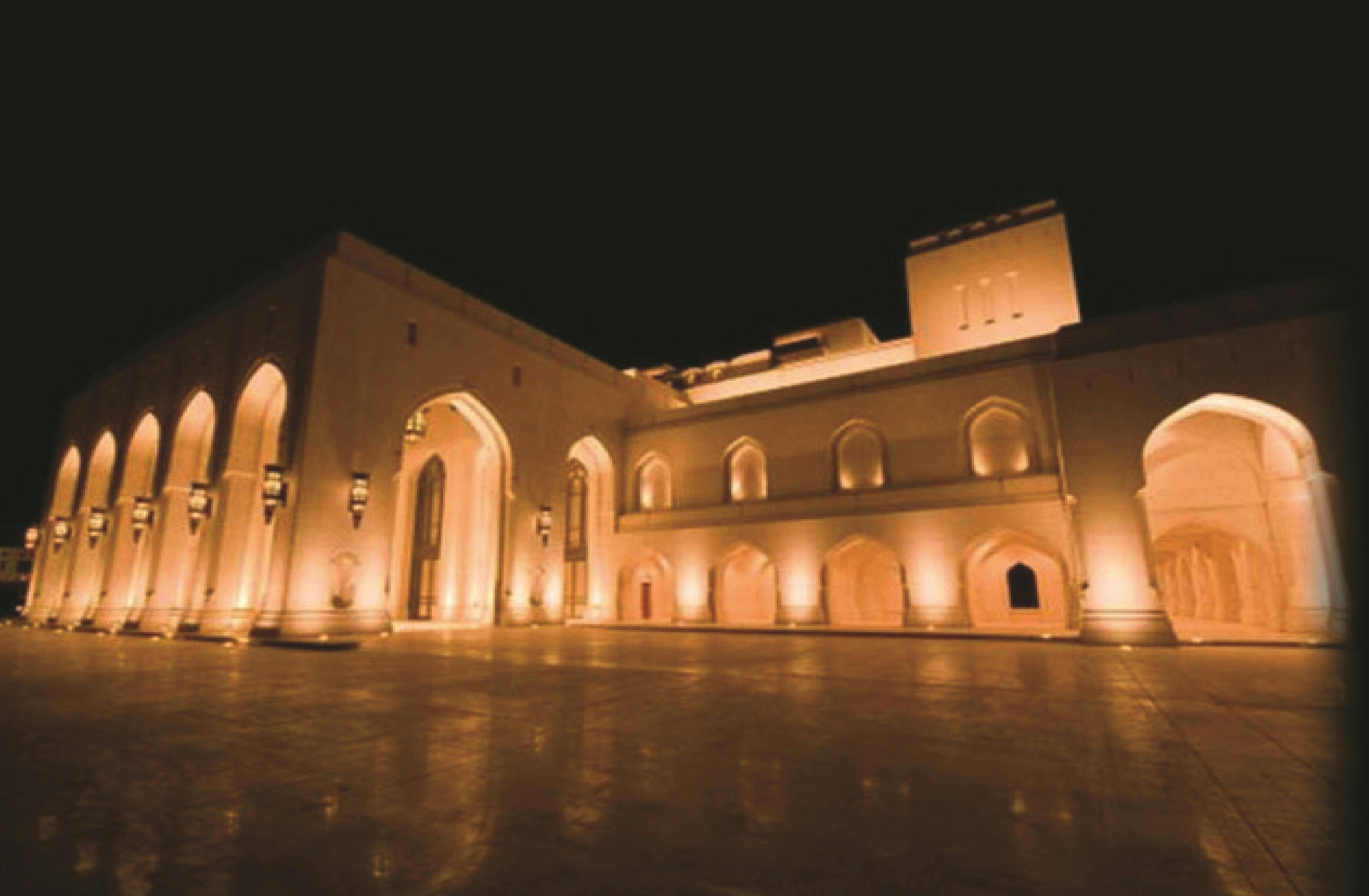 Muscat By Night With Local Dinner Ticket
