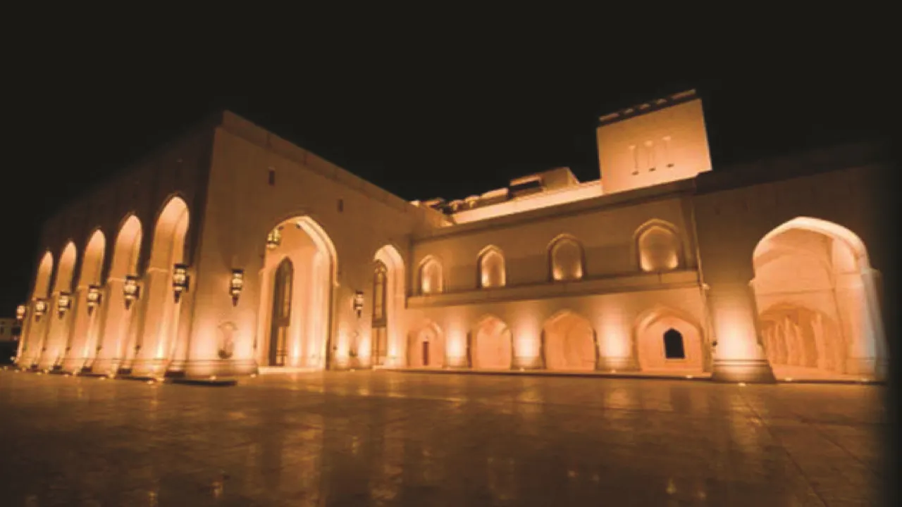 Muscat By Night With Local Dinner Ticket