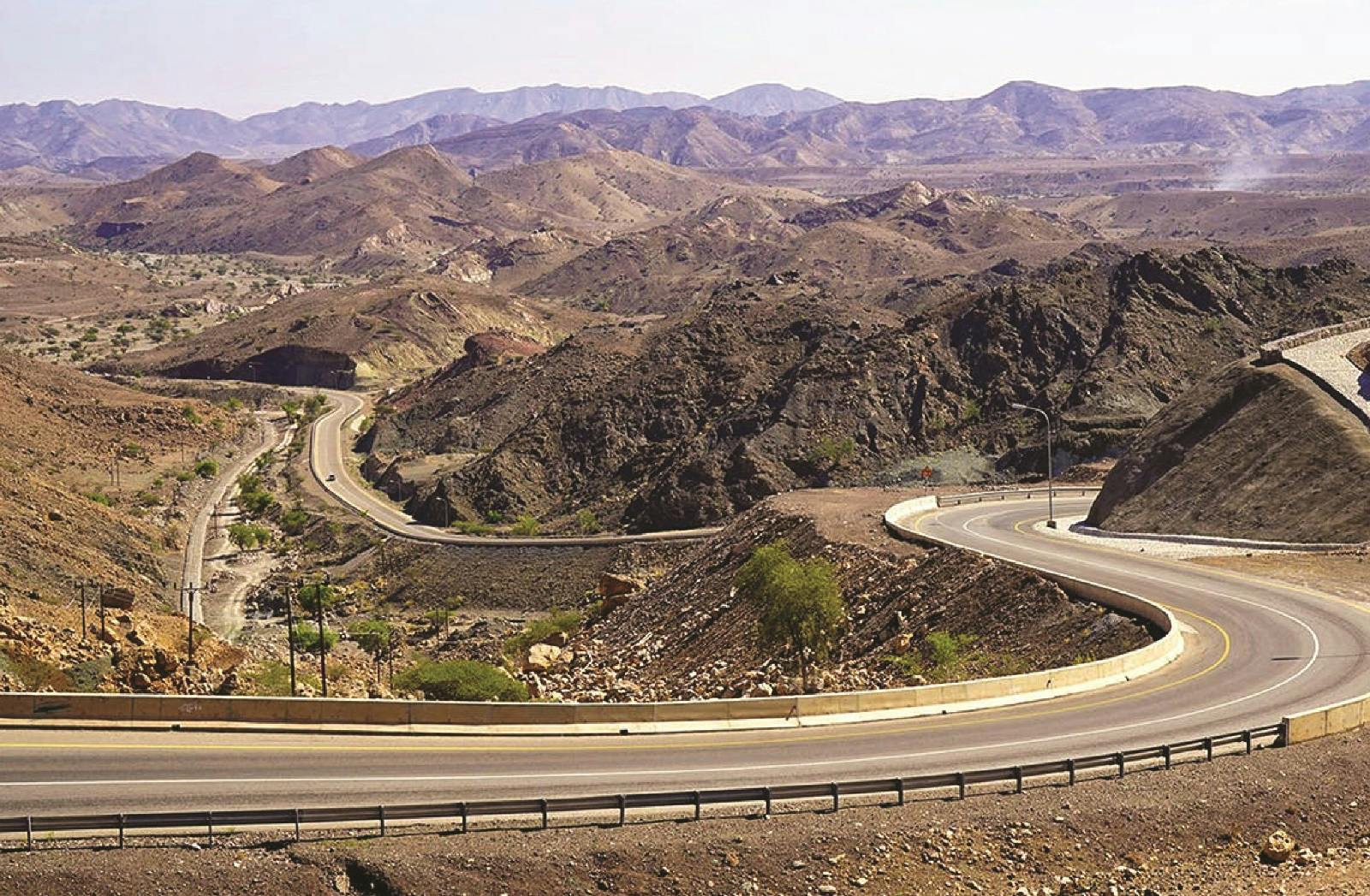 Wadi Al Abyadh by 4×4 Full Day Private Tour From Muscat Price