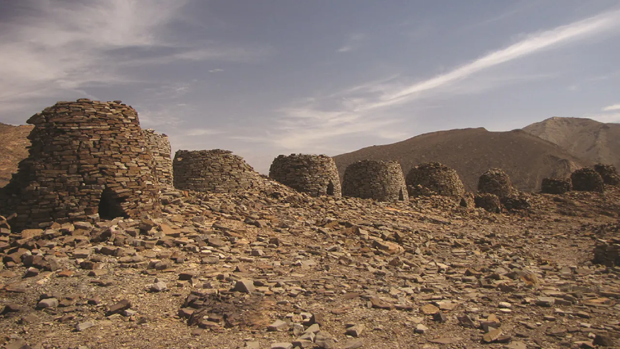 Wadi Al Abyadh by 4×4 Full Day Private Tour From Muscat Thrillark