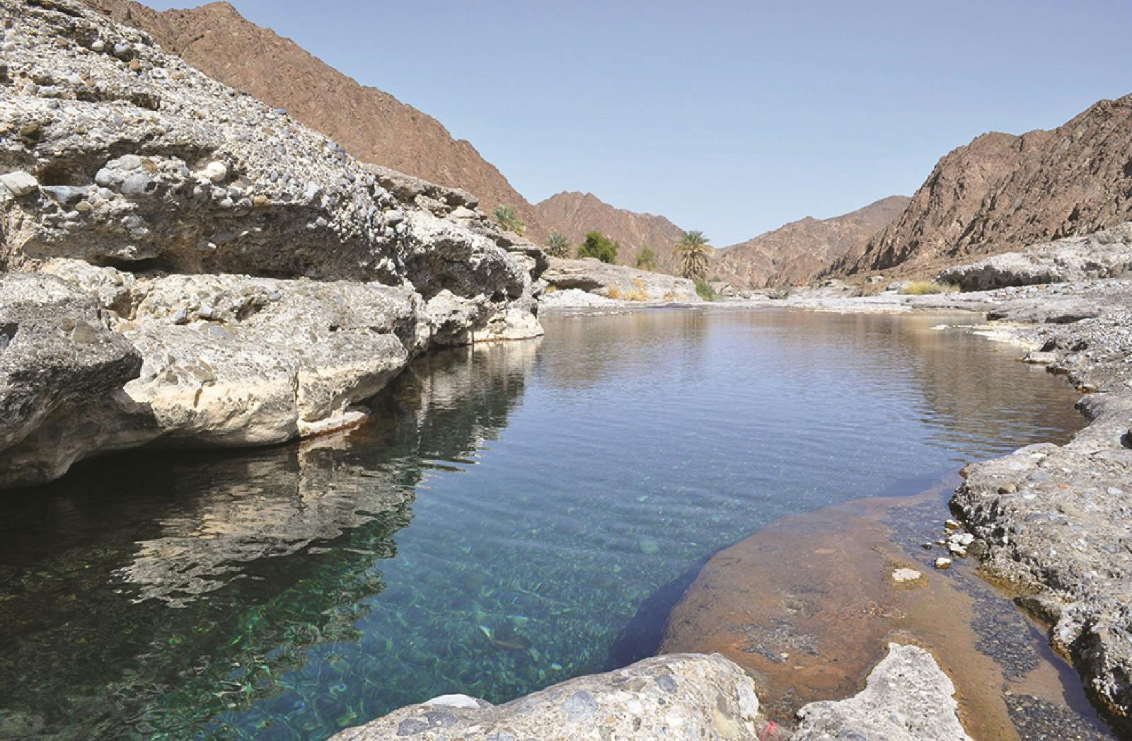 Wadi Al Abyadh by 4×4 Full Day Private Tour From Muscat Category