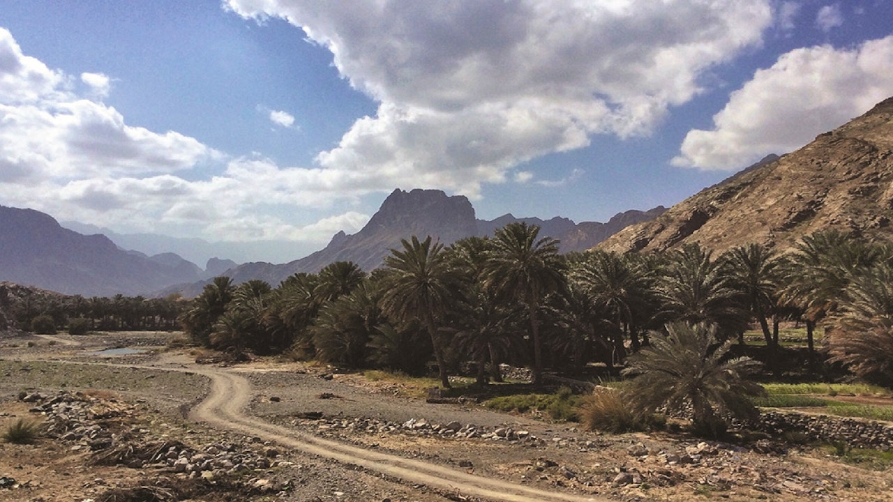 Full-Day 4x4 Wadi Bani Awf & Snake Gorge Tour From Muscat Price