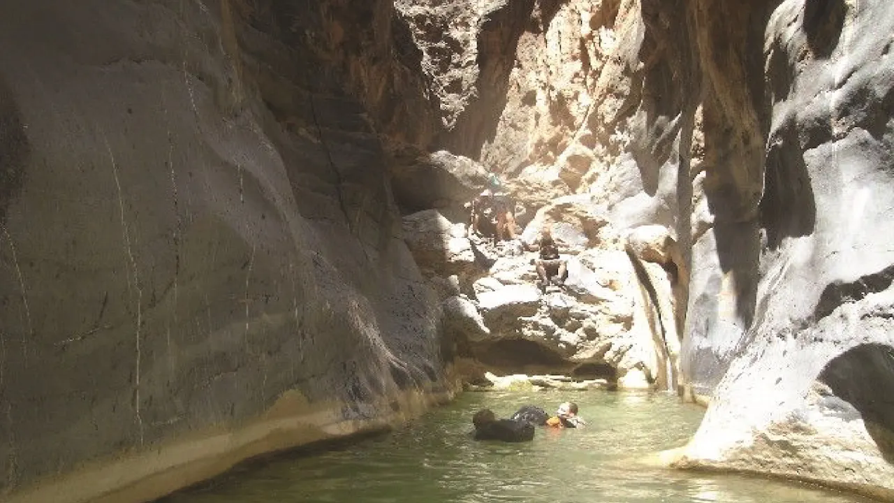 Full-Day 4x4 Wadi Bani Awf & Snake Gorge Tour From Muscat Review
