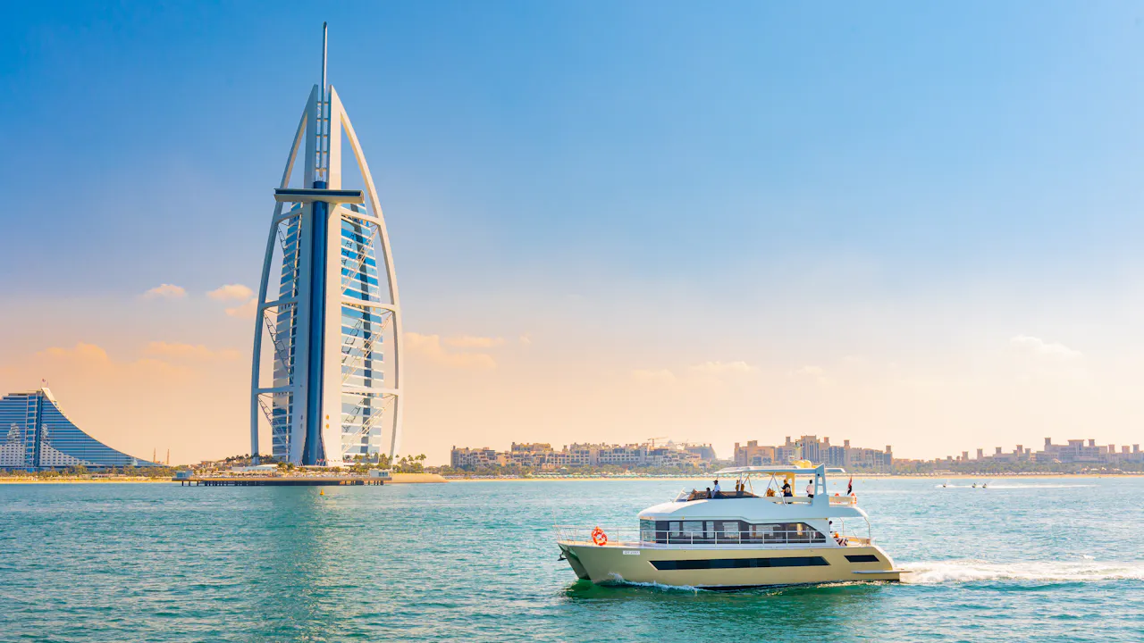 Luxury Yacht Sharing Tour with Extended Burj Al Arab Experience