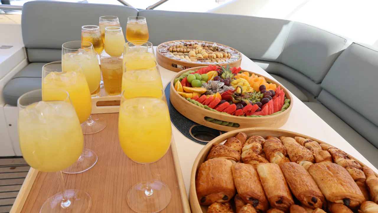 Luxury Yacht Sharing Tour along Burj Al Arab Coastline