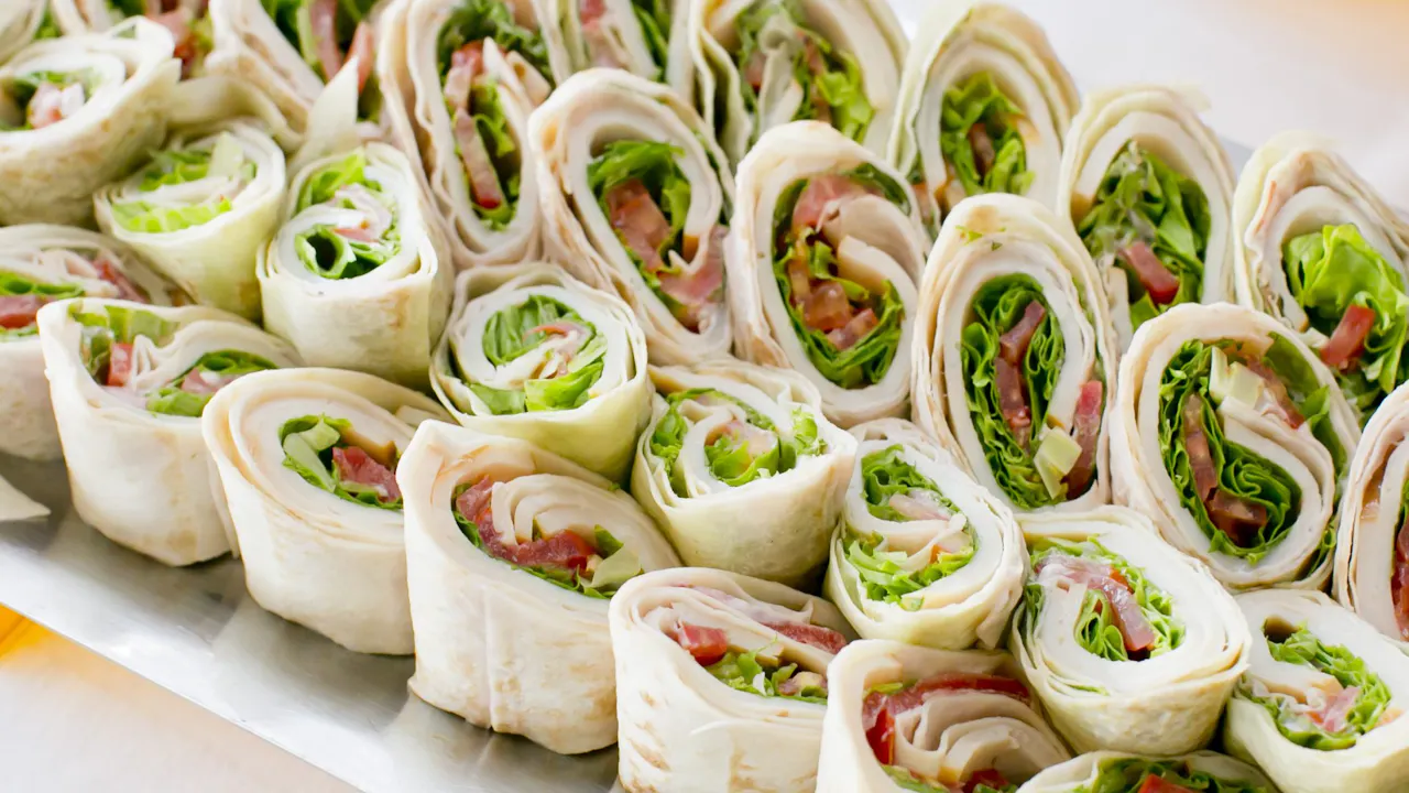 Luxury Yacht Sharing Tour along Burj Al Arab Coastline Review