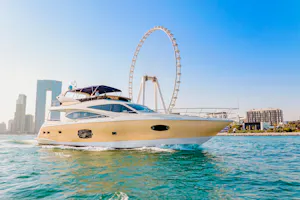 1-Hour Luxury Marina Yacht Sharing Tour