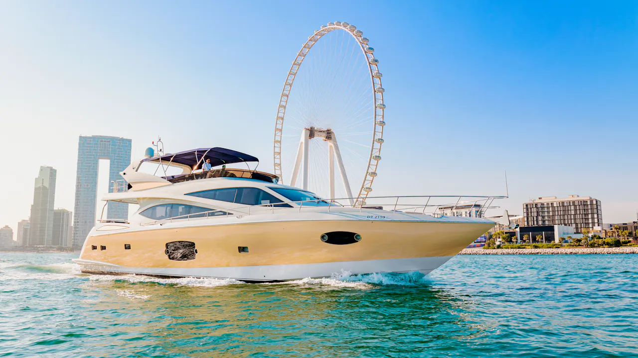 Luxury Marina Yacht Sharing Tour