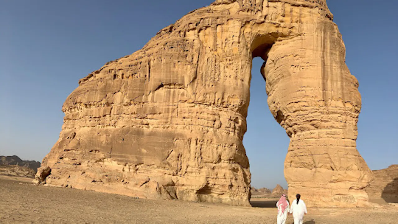 Riyadh : Full Day Guided City Tour with Transfer