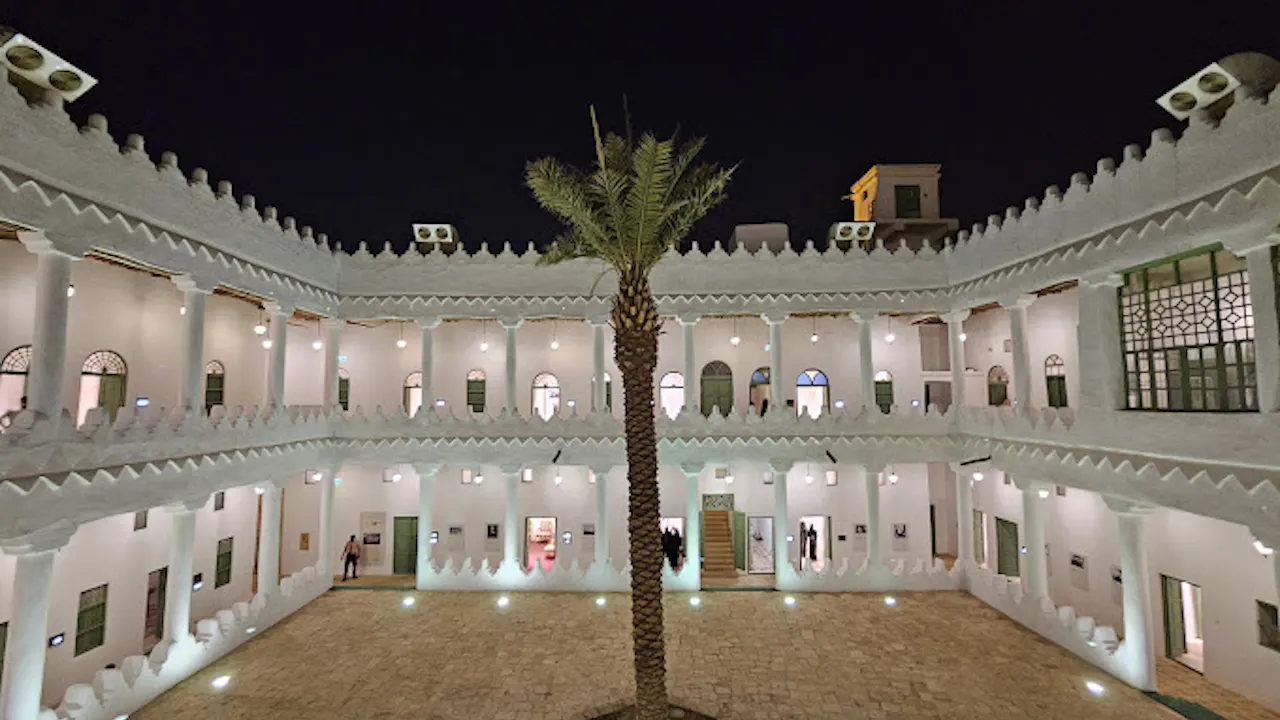 Riyadh : Full Day Guided City Tour with Transfer