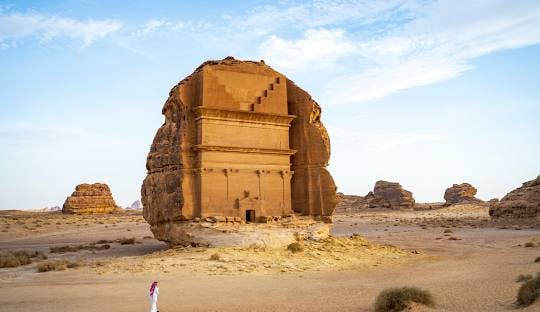 Riyadh : Full Day Guided City Tour with Transfer 