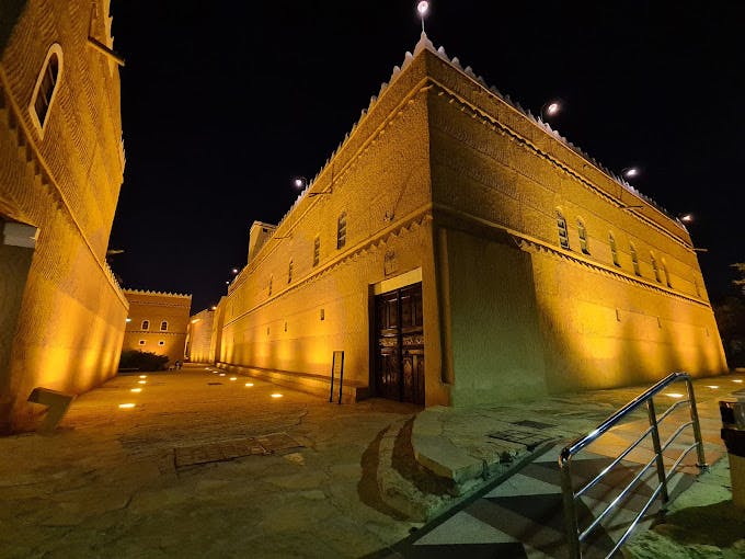 Riyadh : Full Day Guided City Tour with Transfer Thrillark