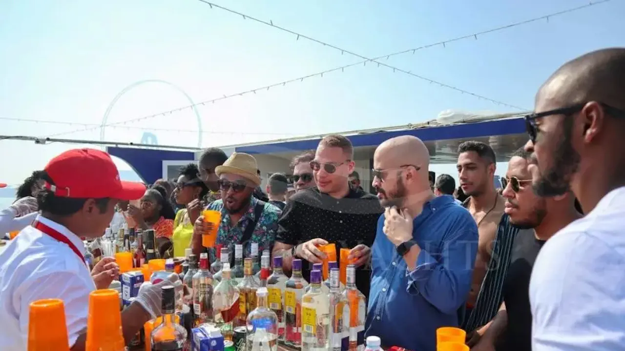 Dubai Marina Yacht Party With BBQ & Unlimited Premium Beverages Thrillark
