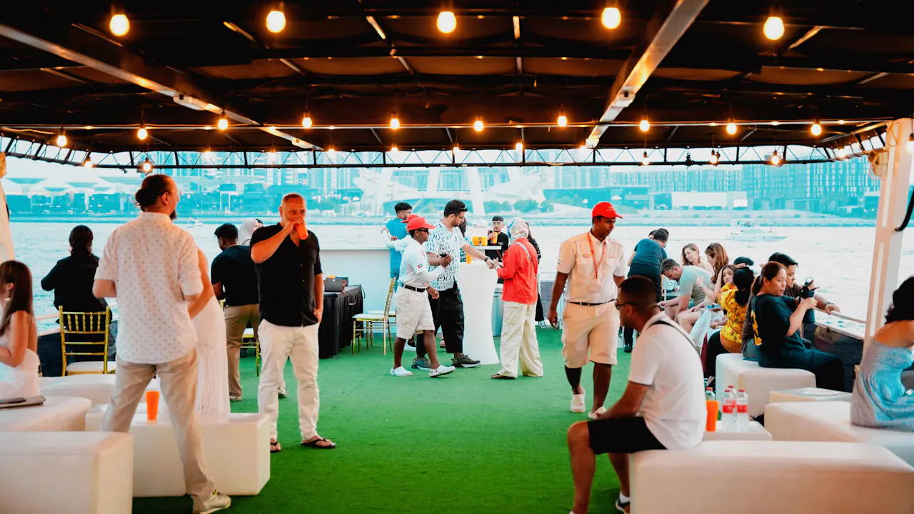 1-Hour Dubai Marina & Ain Dubai Cruise with Complimentary Drinks Category