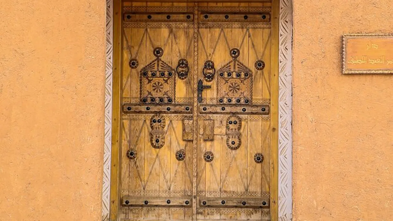 Full Day Ushayger Tour with Lunch from Riyadh Category