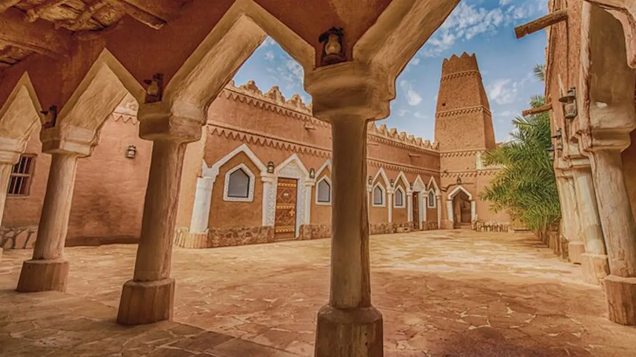 Full Day Ushayger Tour with Lunch from Riyadh Discount