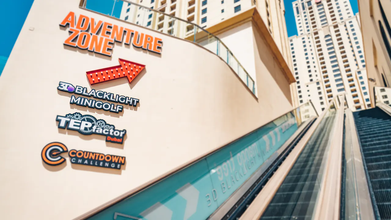 3D Blacklight Minigolf Price