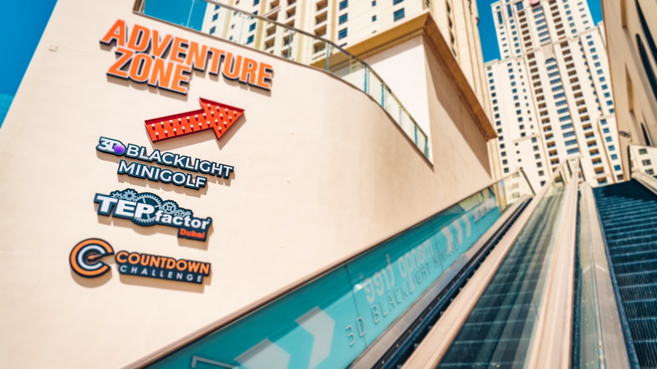 3D Blacklight Minigolf Price