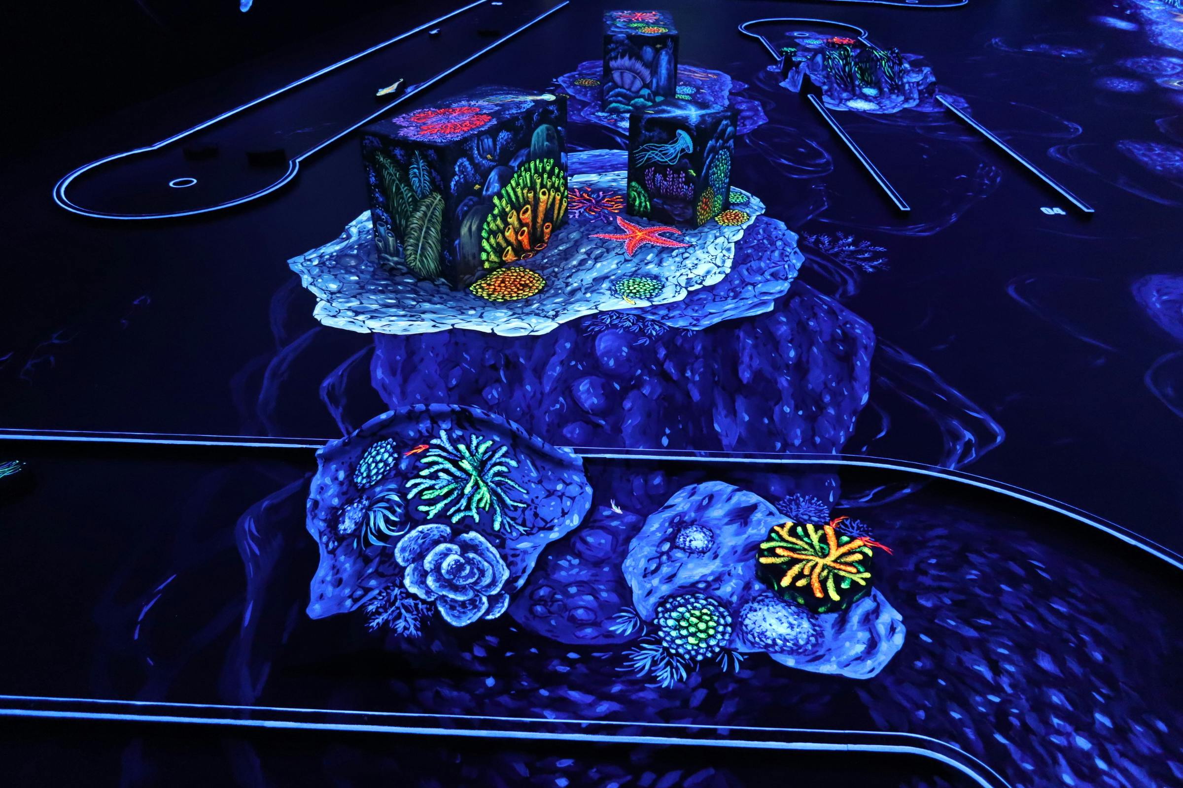 3D Blacklight Minigolf 