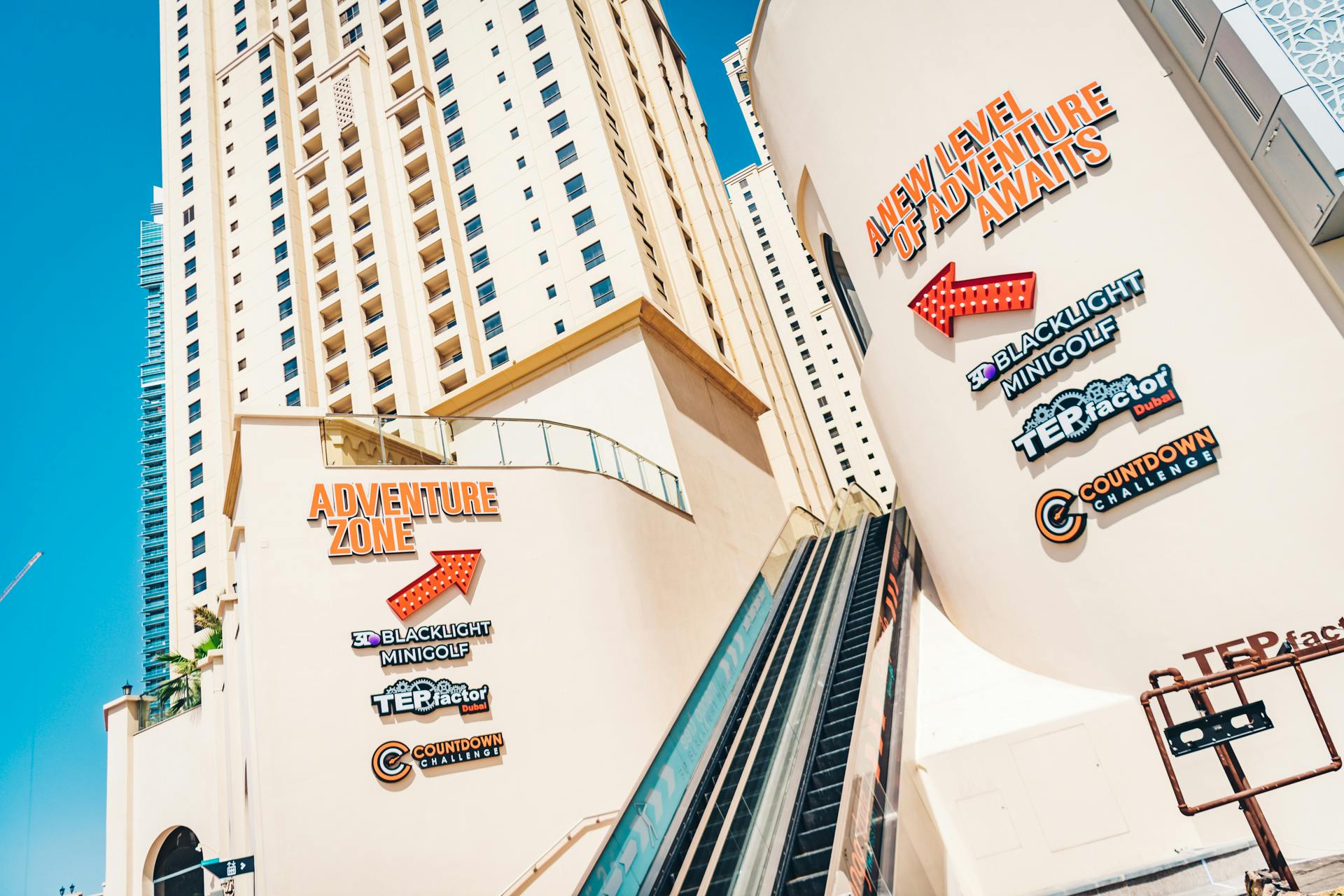 3D Blacklight Minigolf 