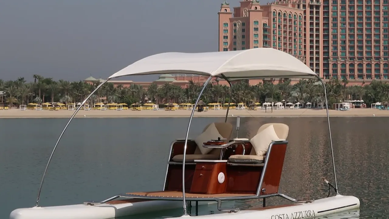 Luxury Electric Catamaran Ride for 15, 30 minutes in Dubai Location