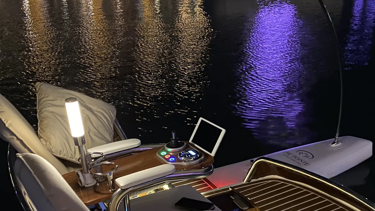 Luxury Electric Catamaran Ride for 15, 30 minutes in Dubai Price