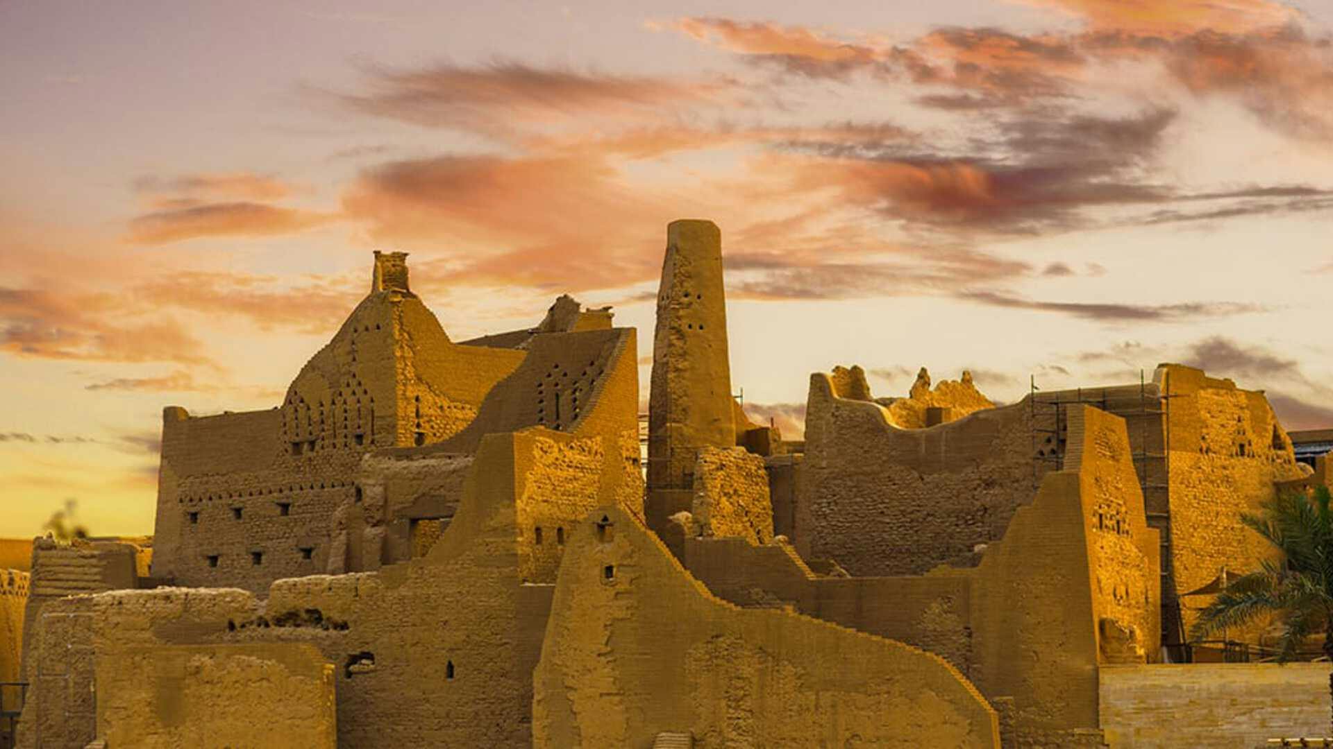 Riyadh : Diriyah Sightseeing Tour with Transfer 