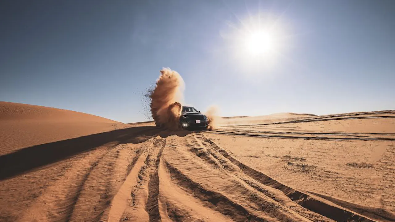 Riyadh 4x4 Desert Safari with Snacks & Transfer Ticket