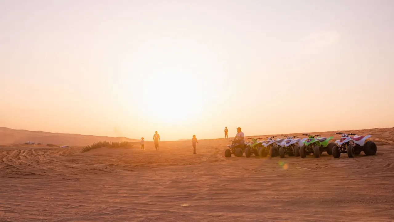 Riyadh 4x4 Desert Safari with Snacks & Transfer Price