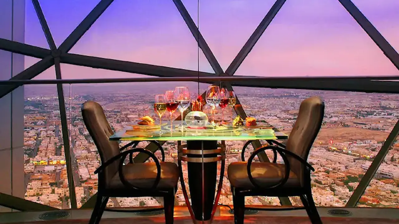 Riyadh Dining Experience at The Globe Restaurant with Transfers Price