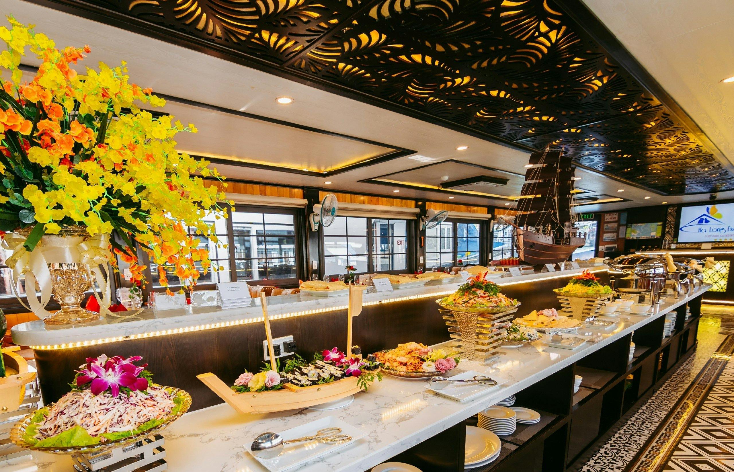 Ha Long Bay Luxury Cruise with Buffet Lunch & Kayak Experience Ticket