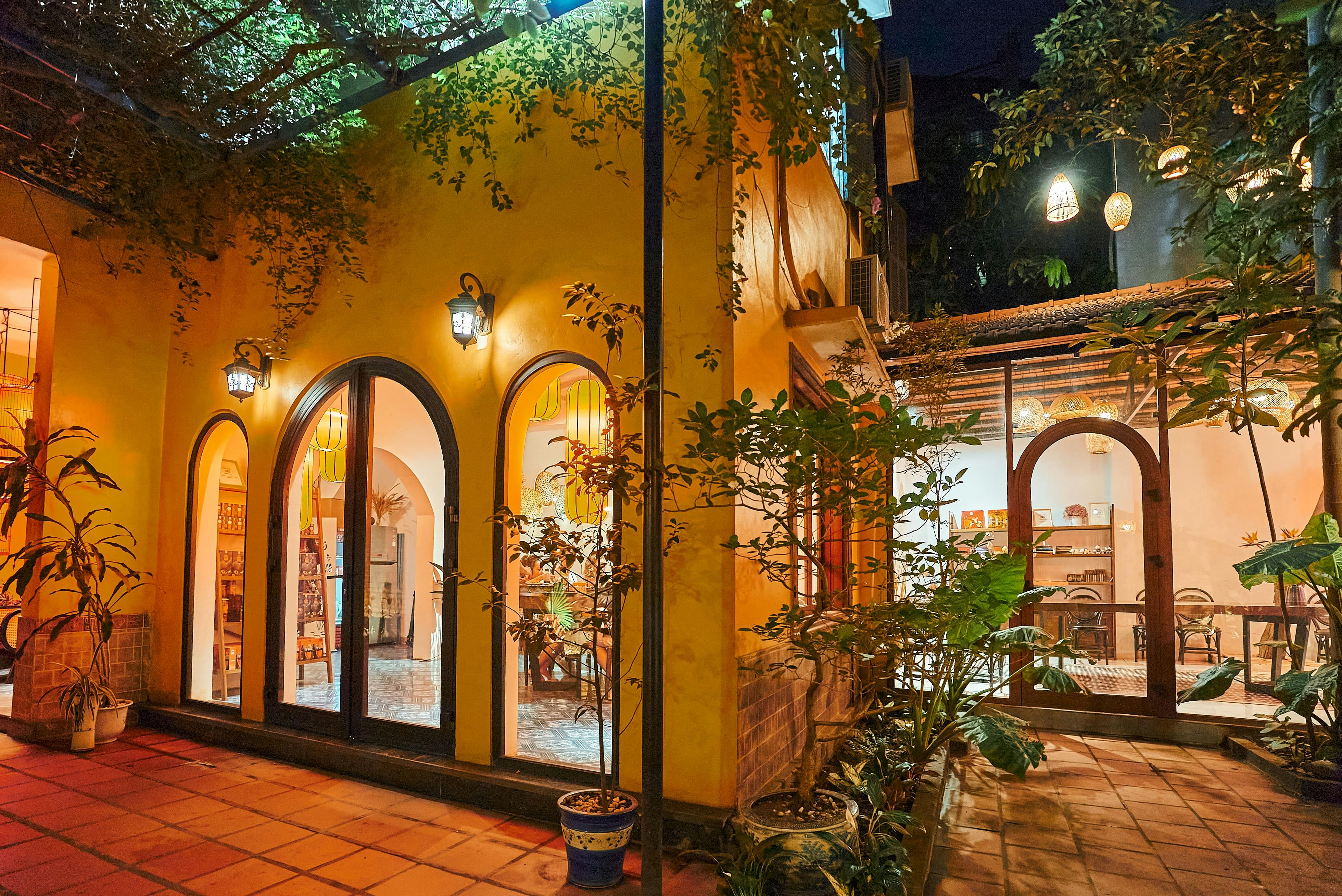 Hanoi Market Tour and Cooking Class with Snacks Ticket