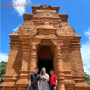 Mui Ne 2-Day Guided Beach Experience with Accommodation