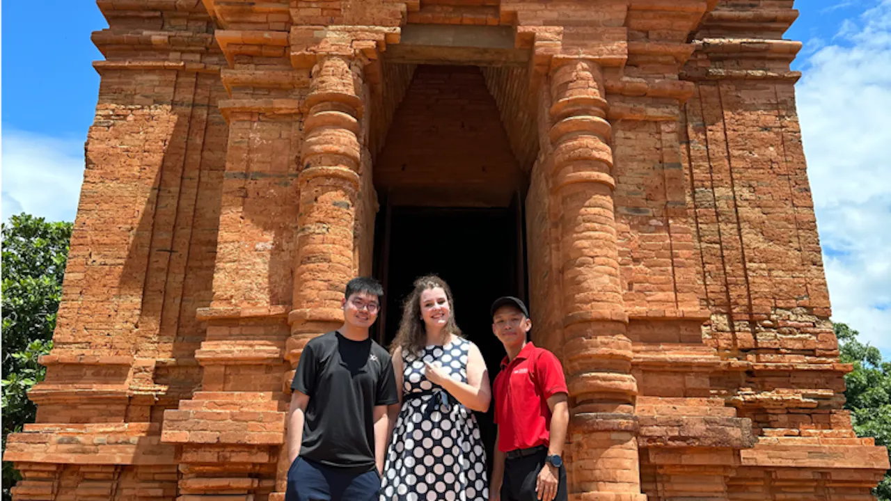 Mui Ne 2-Day Guided Beach Experience with Accommodation Discount