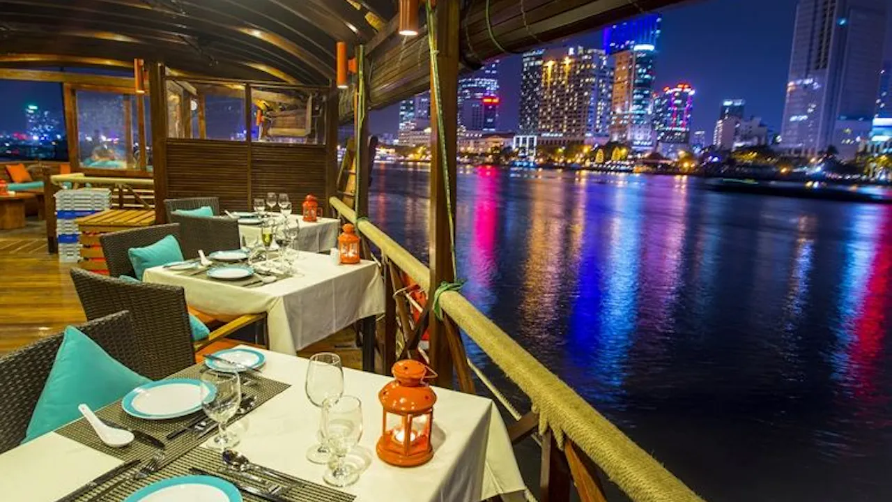 Saigon Cultural Evening Tour with Water Puppet Show & Dinner River Cruise