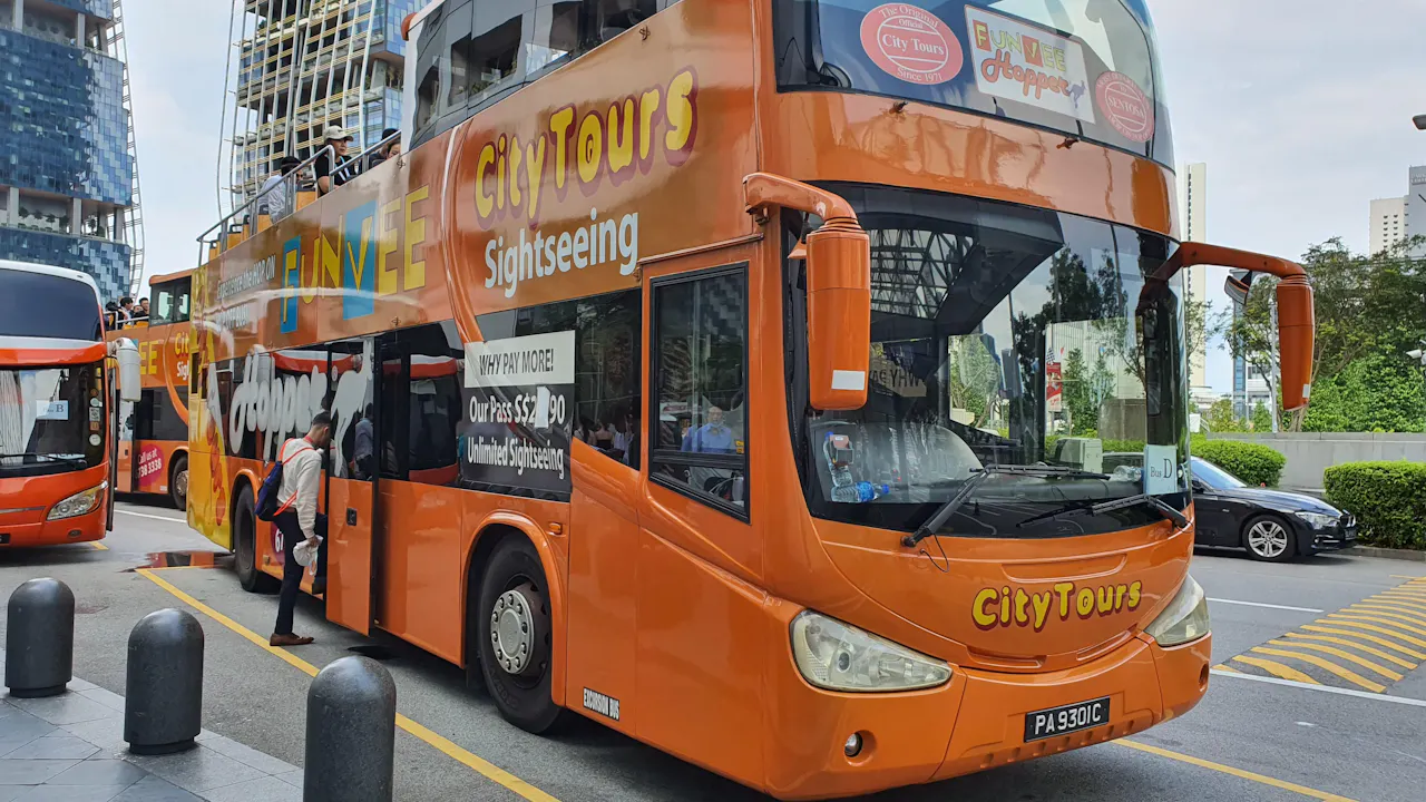 FunVee™ Open top Bus Tour with Breakfast Ticket