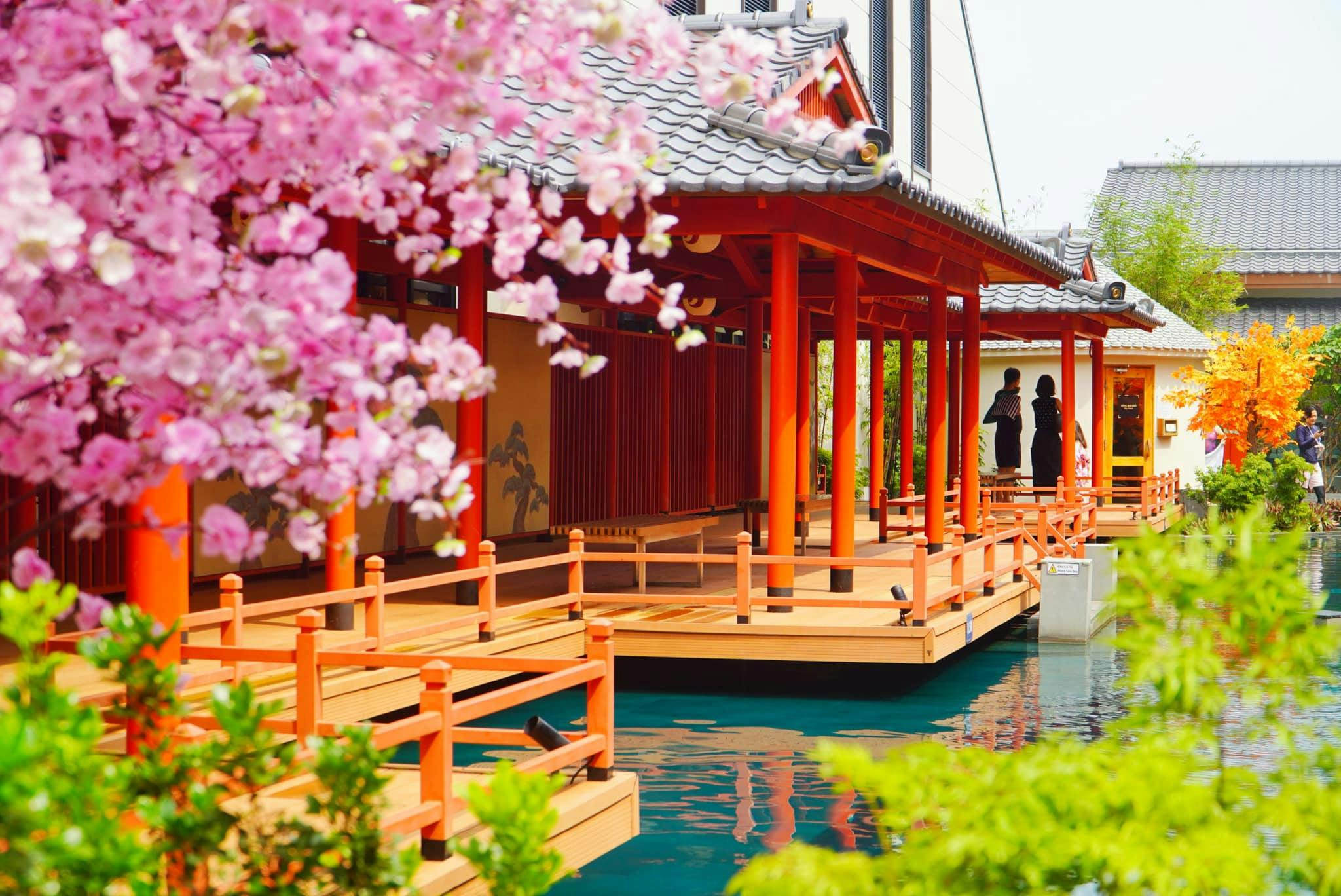 Mikazuki Onsen Experience in Da Nang Price